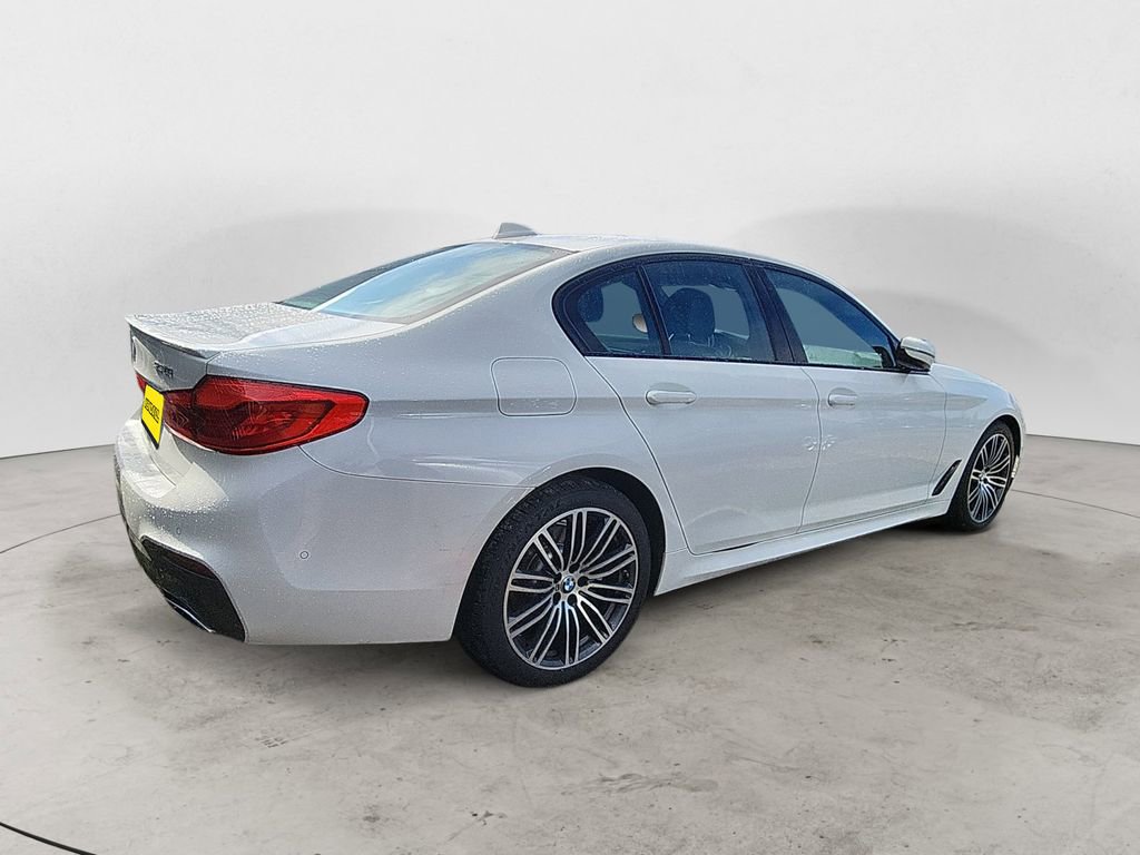 Used 2019 BMW 530i xDrive w/ M Sport Package image 2
