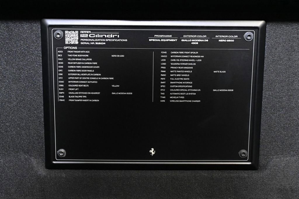 Used 2025 Ferrari 12Cilindri Base image 26