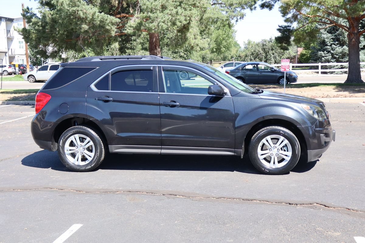 Used 2010 Chevrolet Equinox LT w/ Vehicle Interface Package AWD/4WD image 3