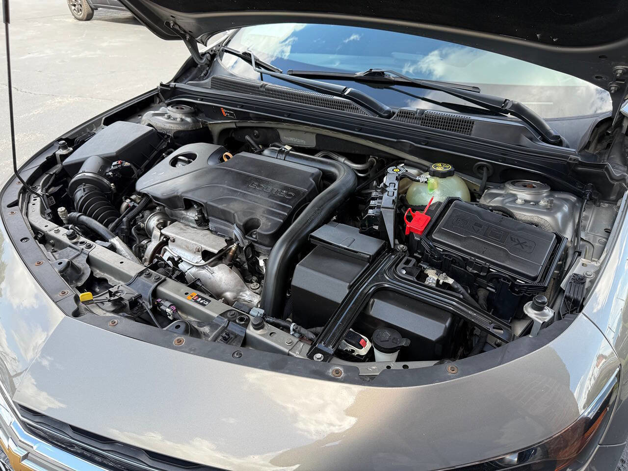 Used 2018 Chevrolet Malibu LT image 10