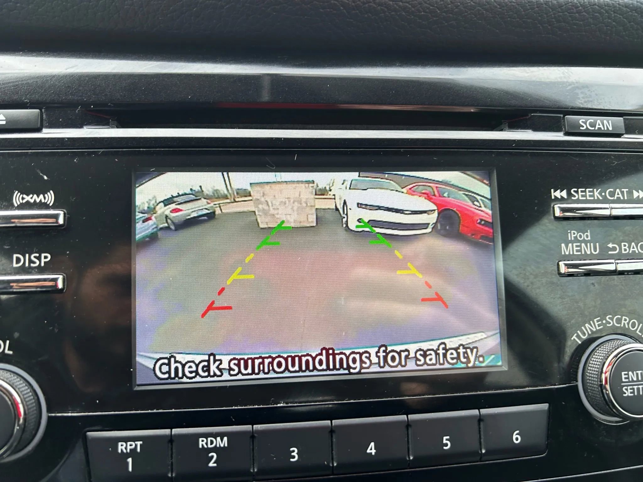 Used 2017 Nissan Rogue SV w/ Midnight Edition Package image 8