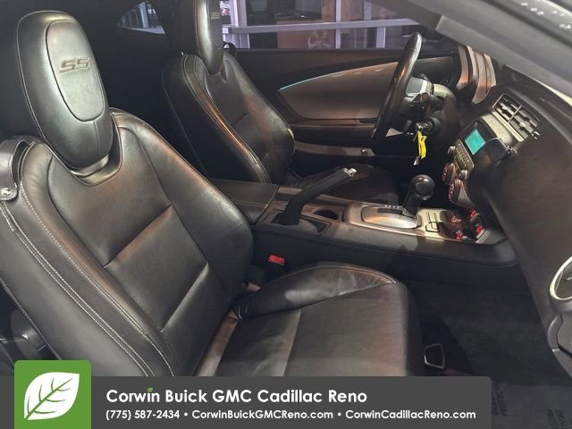 Used 2010 Chevrolet Camaro SS w/ RS Package image 32