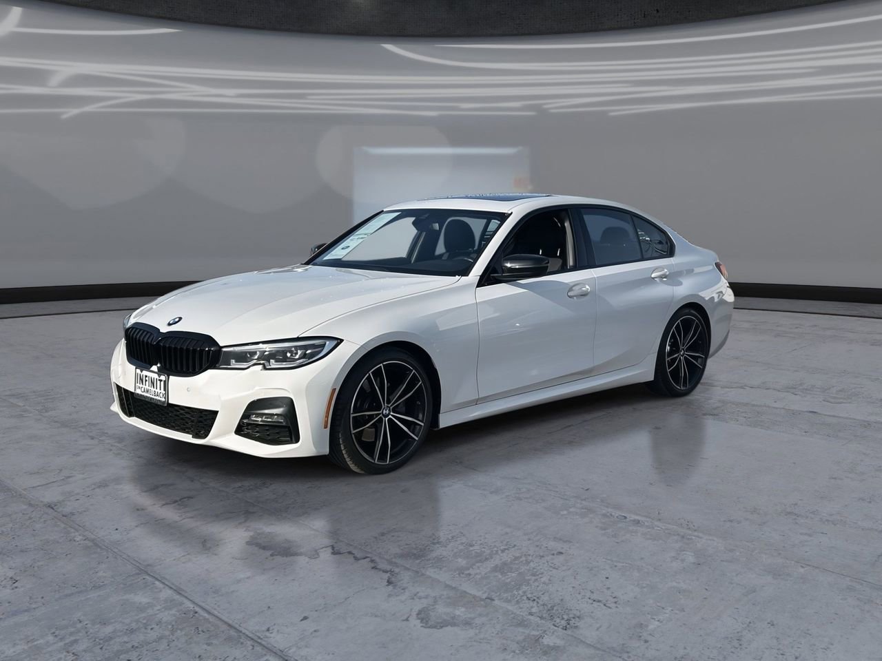Used 2021 BMW 330i Sedan w/ M Sport Package RWD image 3