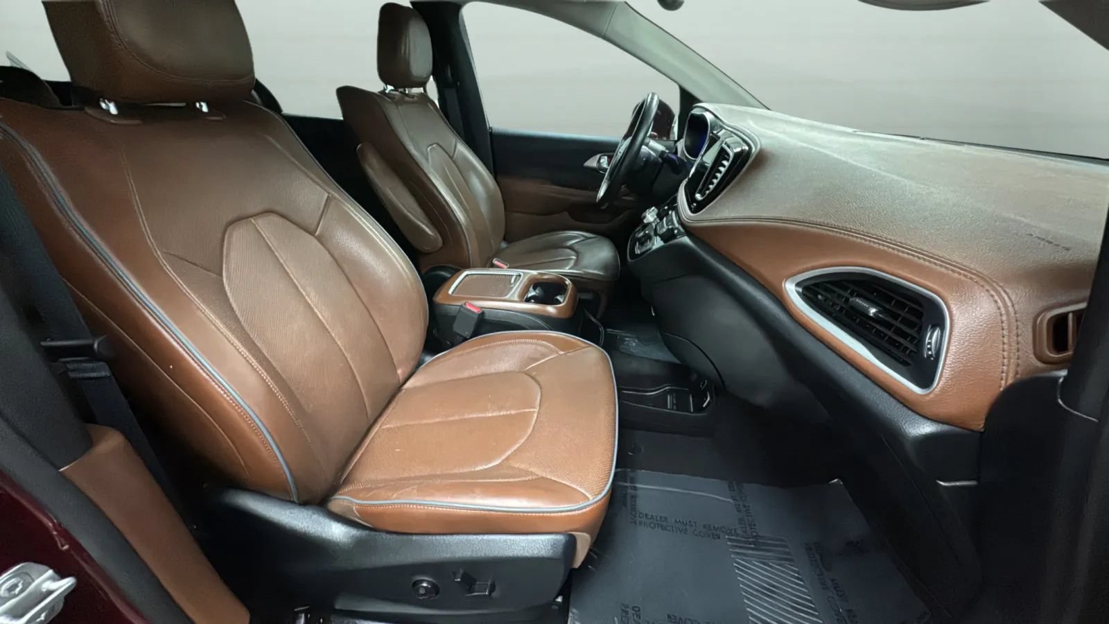 Used 2017 Chrysler Pacifica Limited FWD image 20