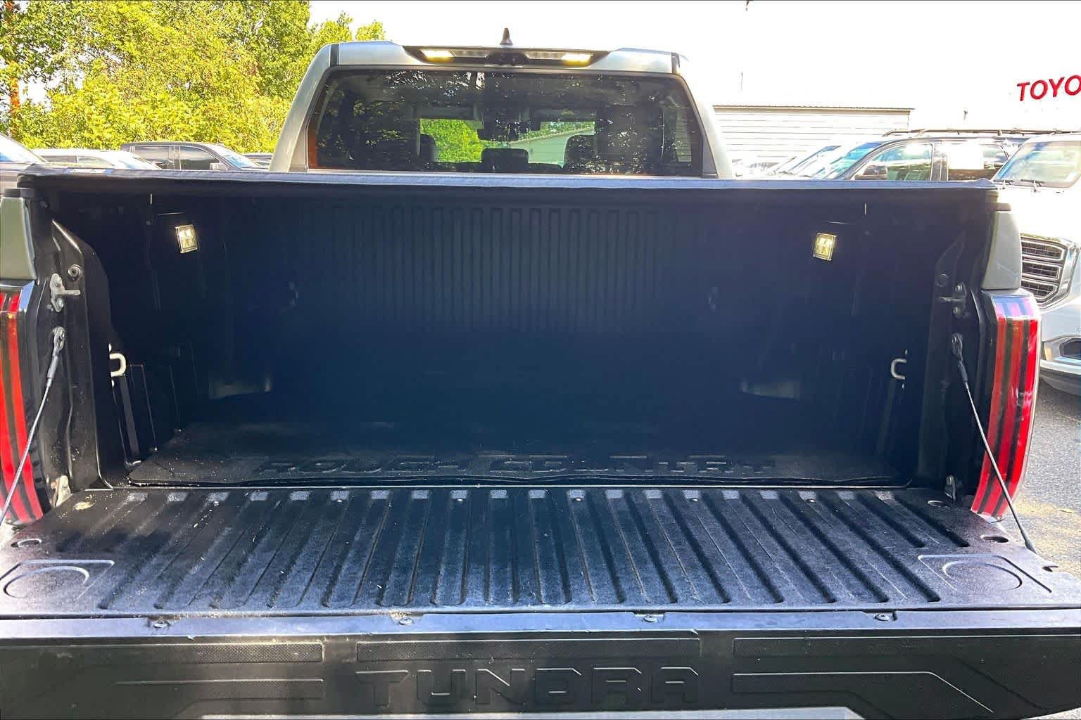 Used 2024 Toyota Tundra Limited AWD/4WD image 30