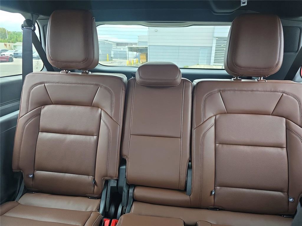 New 2025 Lincoln Navigator L Reserve image 14