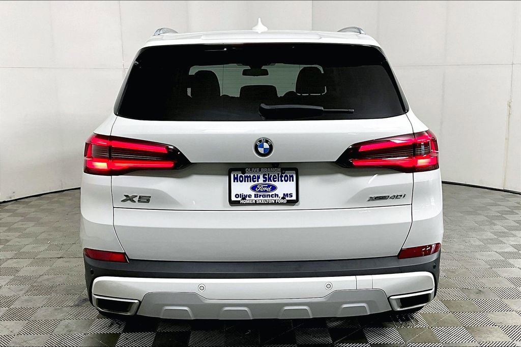 Used 2023 BMW X5 xDrive40i w/ Premium Package image 4