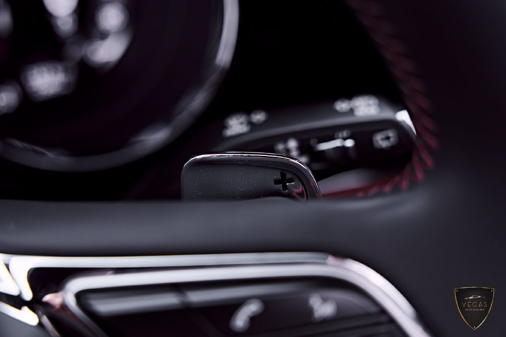 Used 2024 Bentley Bentayga AWD/4WD image 70