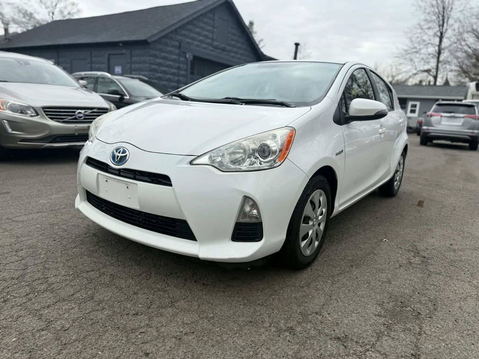 Used 2014 Toyota Prius C Two image 1