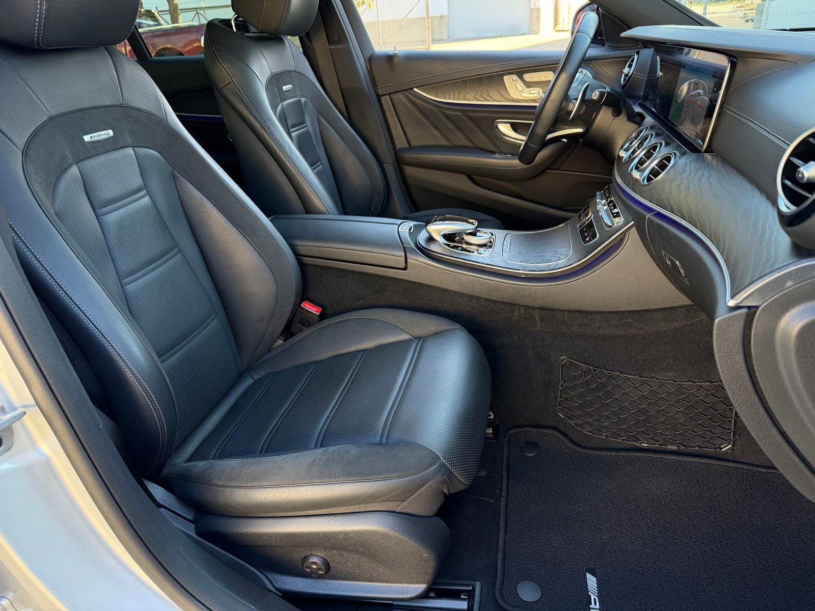 Used 2019 Mercedes-Benz E 53 AMG 4MATIC Sedan image 19