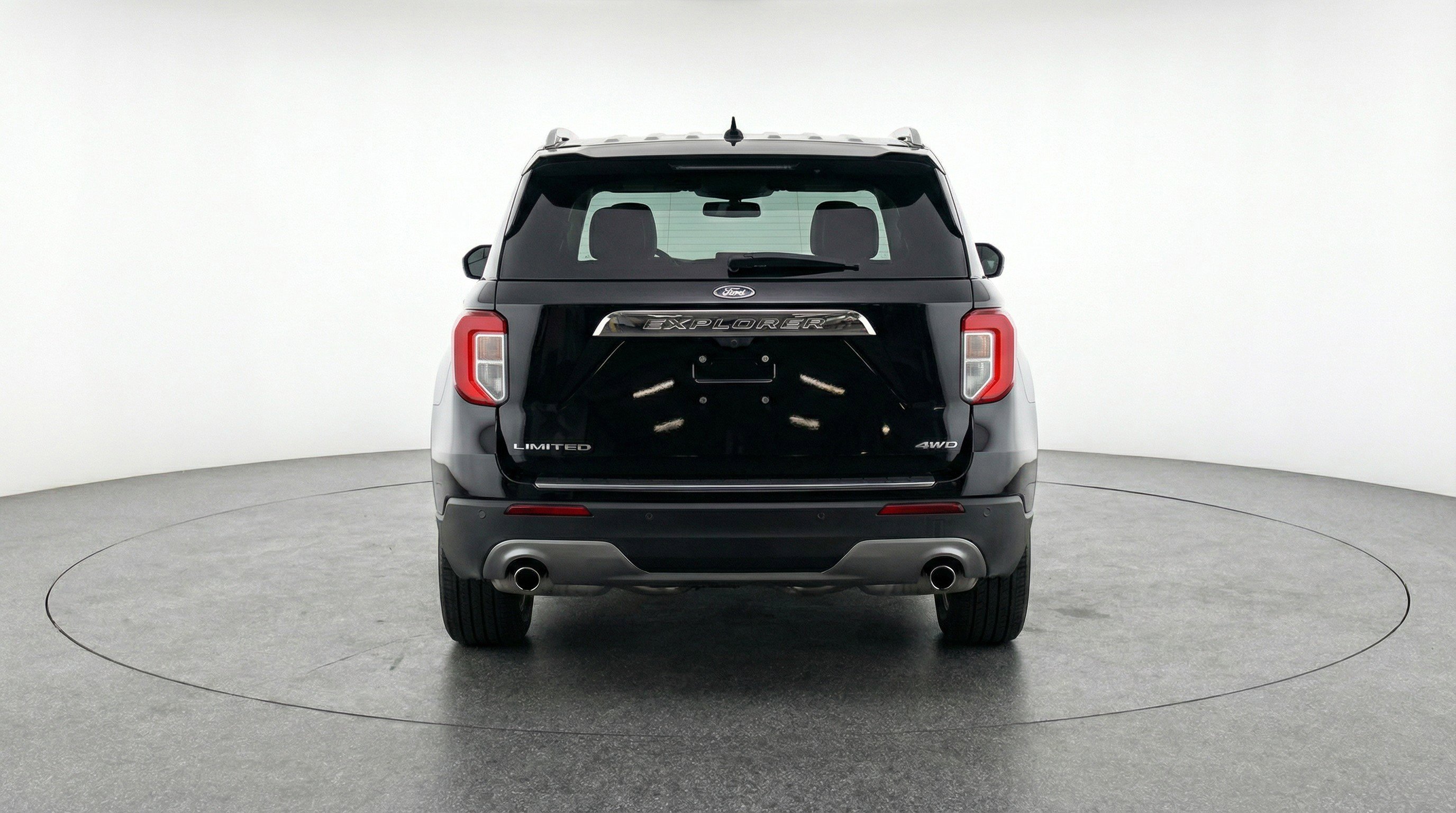 Used 2024 Ford Explorer Limited image 7