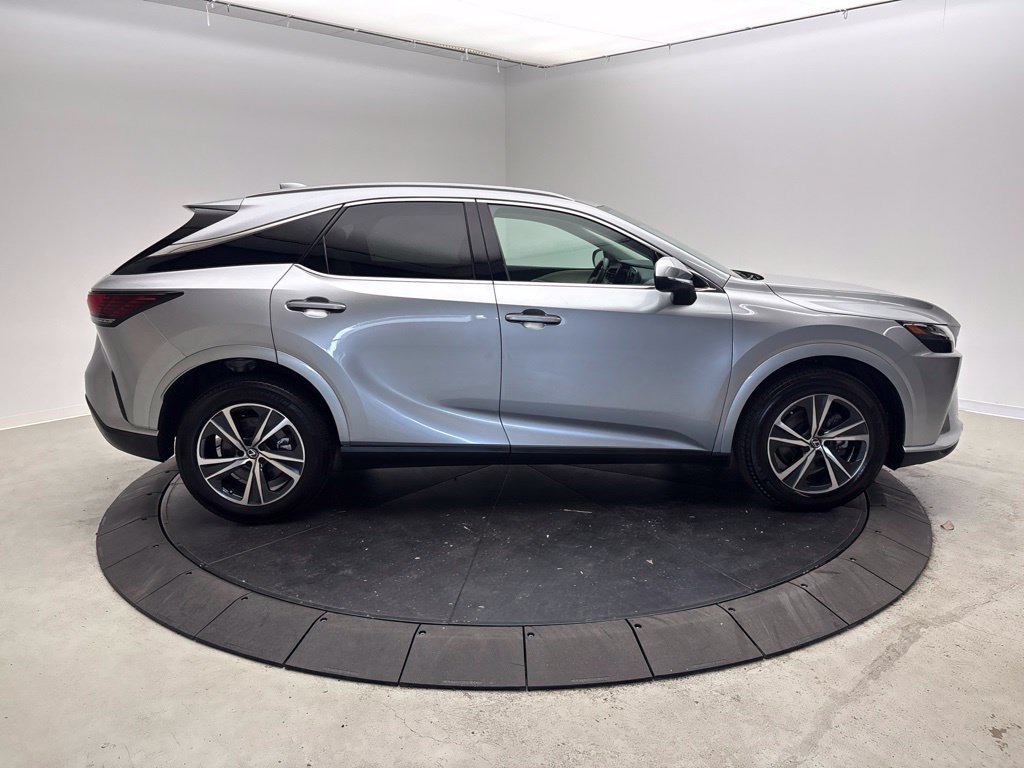 Used 2024 Lexus RX 350 Premium w/ Accessory Package (Z1) AWD/4WD image 9