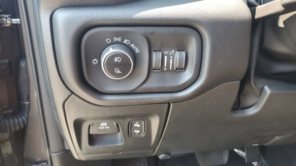 New 2026 RAM 1500 Rebel image 23