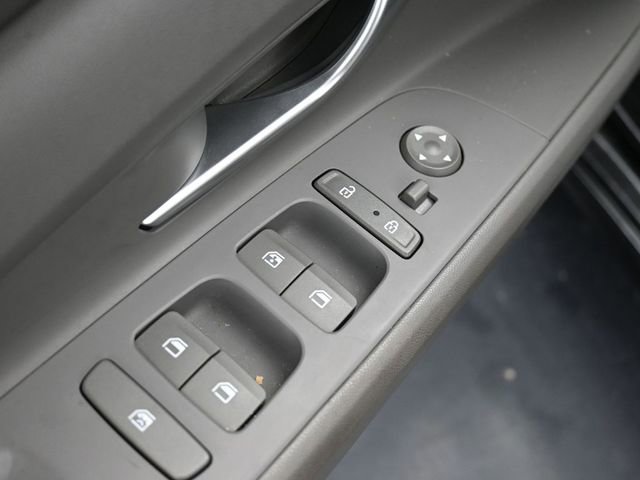 Used 2022 Hyundai Elantra SEL image 14