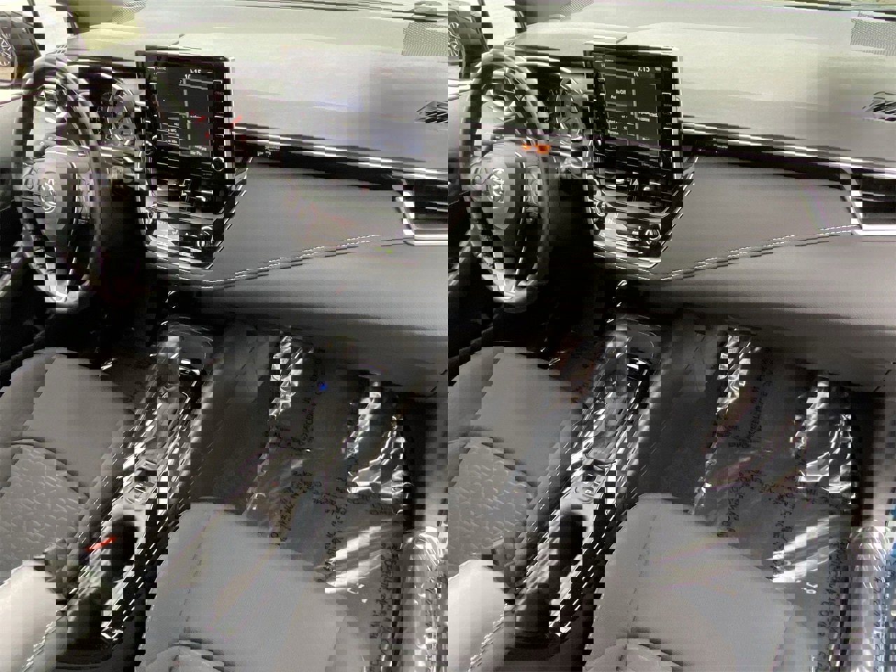 Used 2019 Toyota Corolla SE image 12