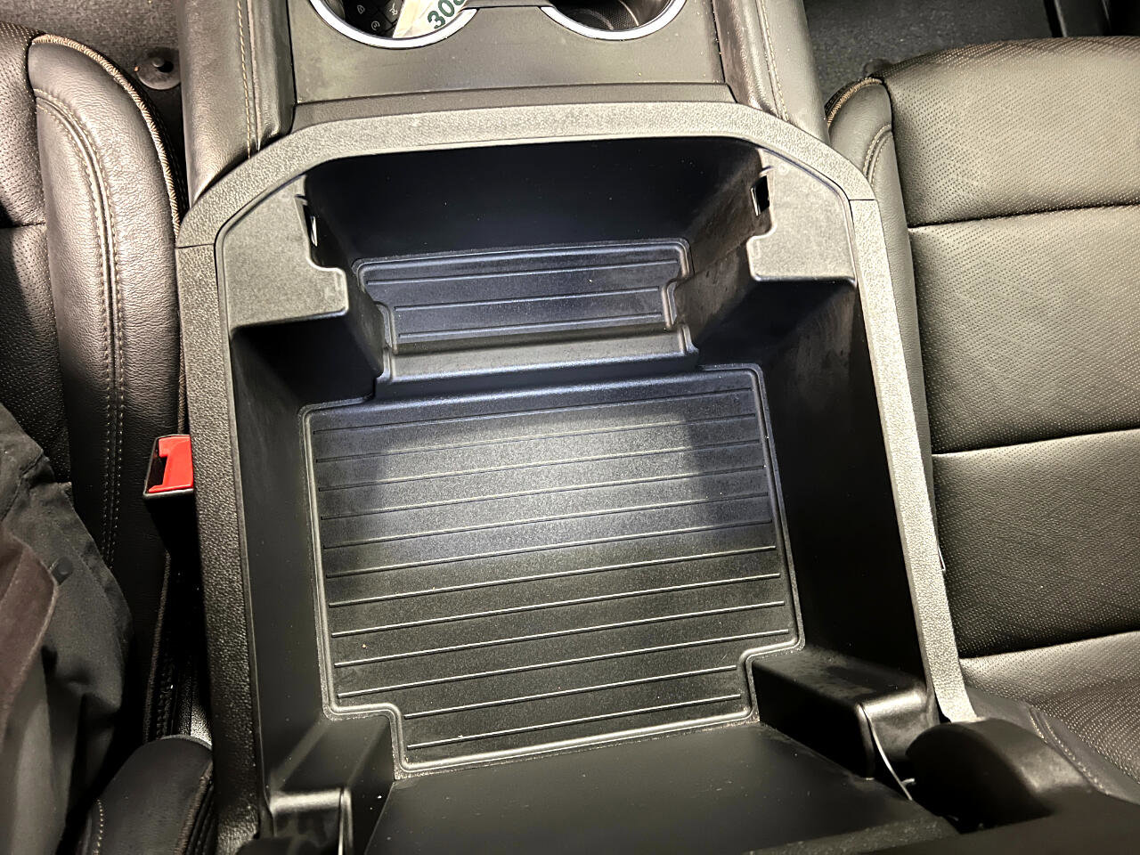 Used 2024 Chevrolet Tahoe High Country image 39
