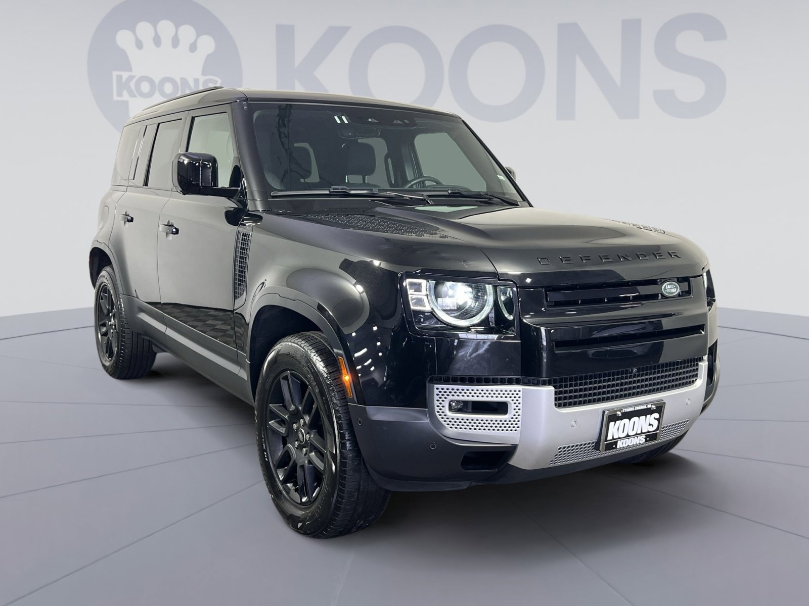 Used 2025 Land Rover Defender 110 S image 10