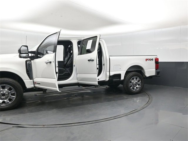 Used 2024 Ford F250 Lariat w/ Lariat Ultimate Package image 48