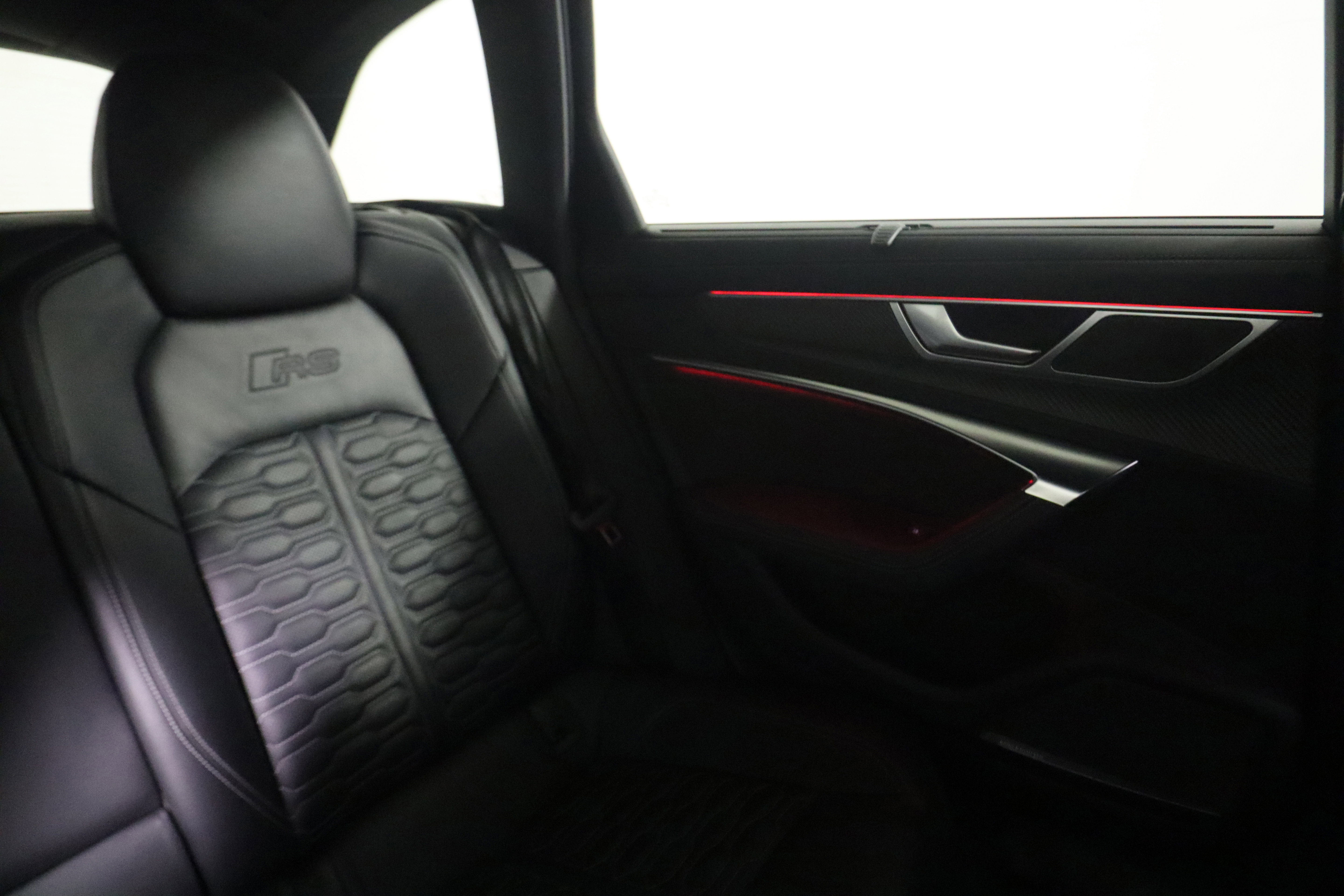 Used 2021 Audi RS 6 w/ Carbon Optic Package AWD/4WD image 15