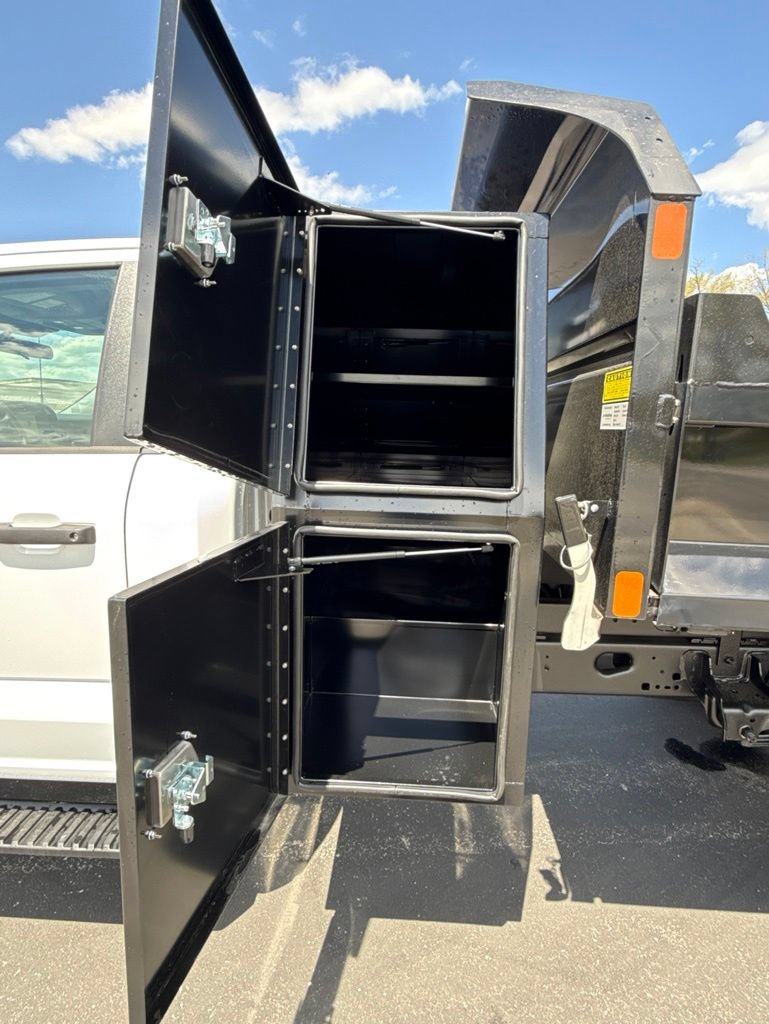 New 2026 Ford F350 XL w/ XL Chrome Package AWD/4WD image 4