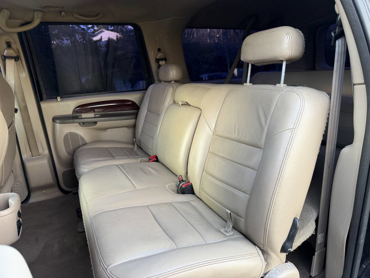 Used 2004 Ford Excursion Limited image 17
