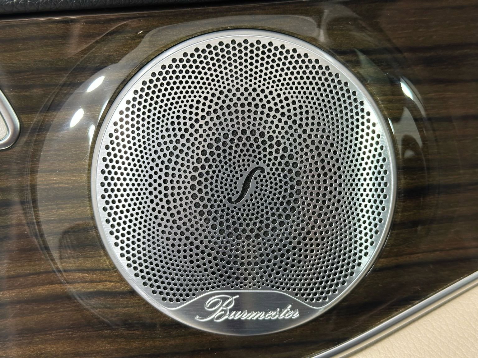 Used 2021 Mercedes-Benz C 300 Sedan w/ Premium Package image 8