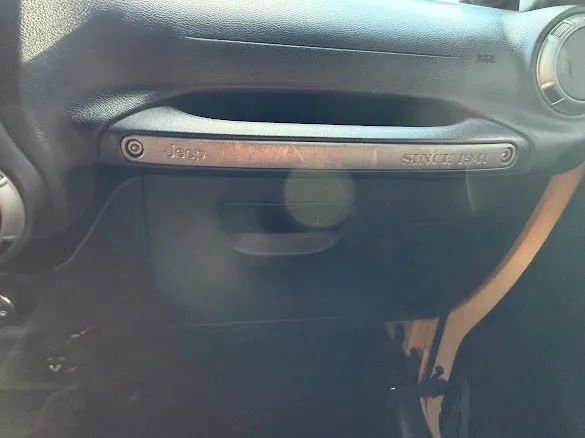 Used 2014 Jeep Wrangler Unlimited Sport w/ Quick Order Package 24S AWD/4WD image 23