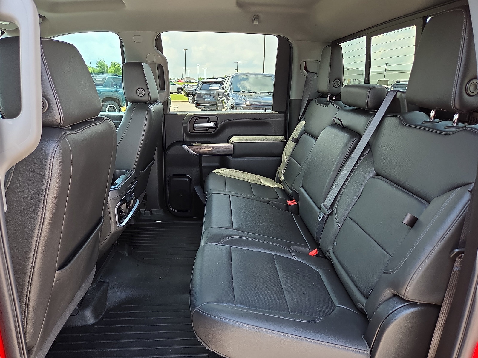 Used 2021 Chevrolet Silverado 2500 LTZ w/ LTZ Texas Edition AWD/4WD image 10