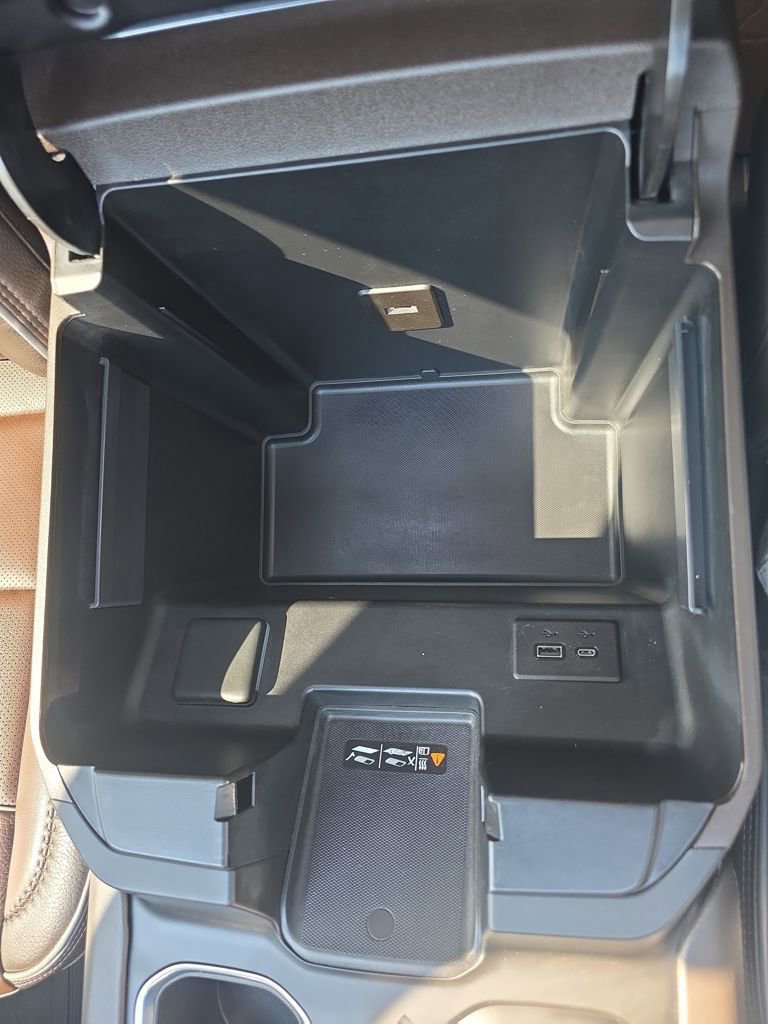 Used 2024 GMC Sierra 2500 Denali w/ Denali Reserve Package image 38