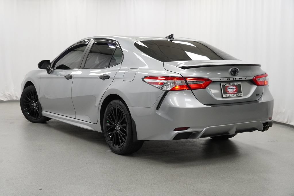 Used 2020 Toyota Camry SE FWD image 14