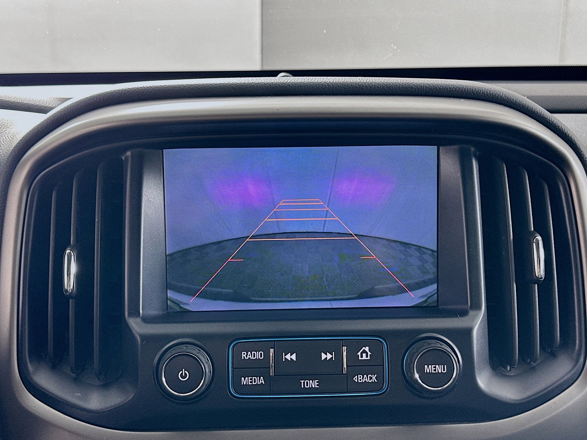 Used 2015 Chevrolet Colorado Z71 AWD/4WD image 21