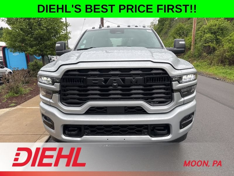 New 2026 RAM 3500 Big Horn AWD/4WD image 2