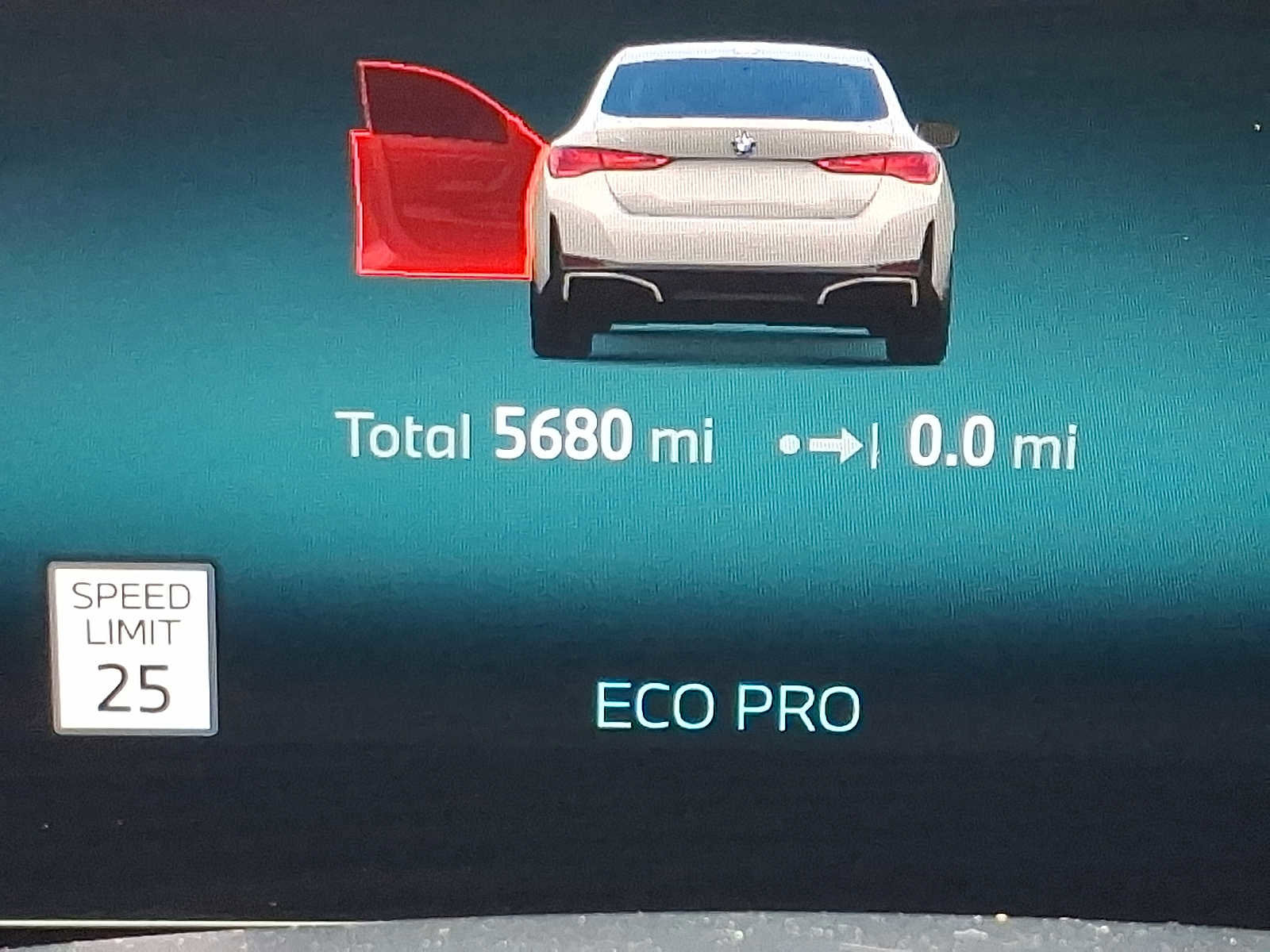 Used 2025 BMW i4 eDrive40 w/ Premium Package image 21