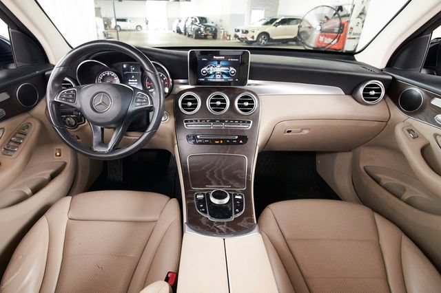 Used 2018 Mercedes-Benz GLC 300 4MATIC image 6