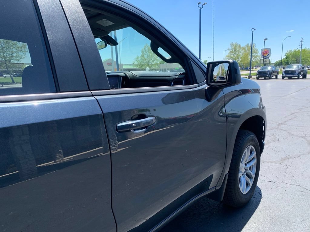 Used 2019 Chevrolet Silverado 1500 RST w/ All-Star Edition AWD/4WD image 16