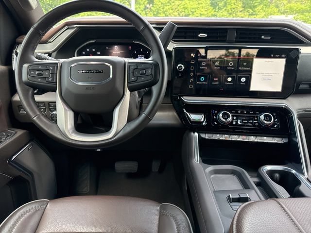 Used 2024 GMC Sierra 3500 Denali AWD/4WD image 28