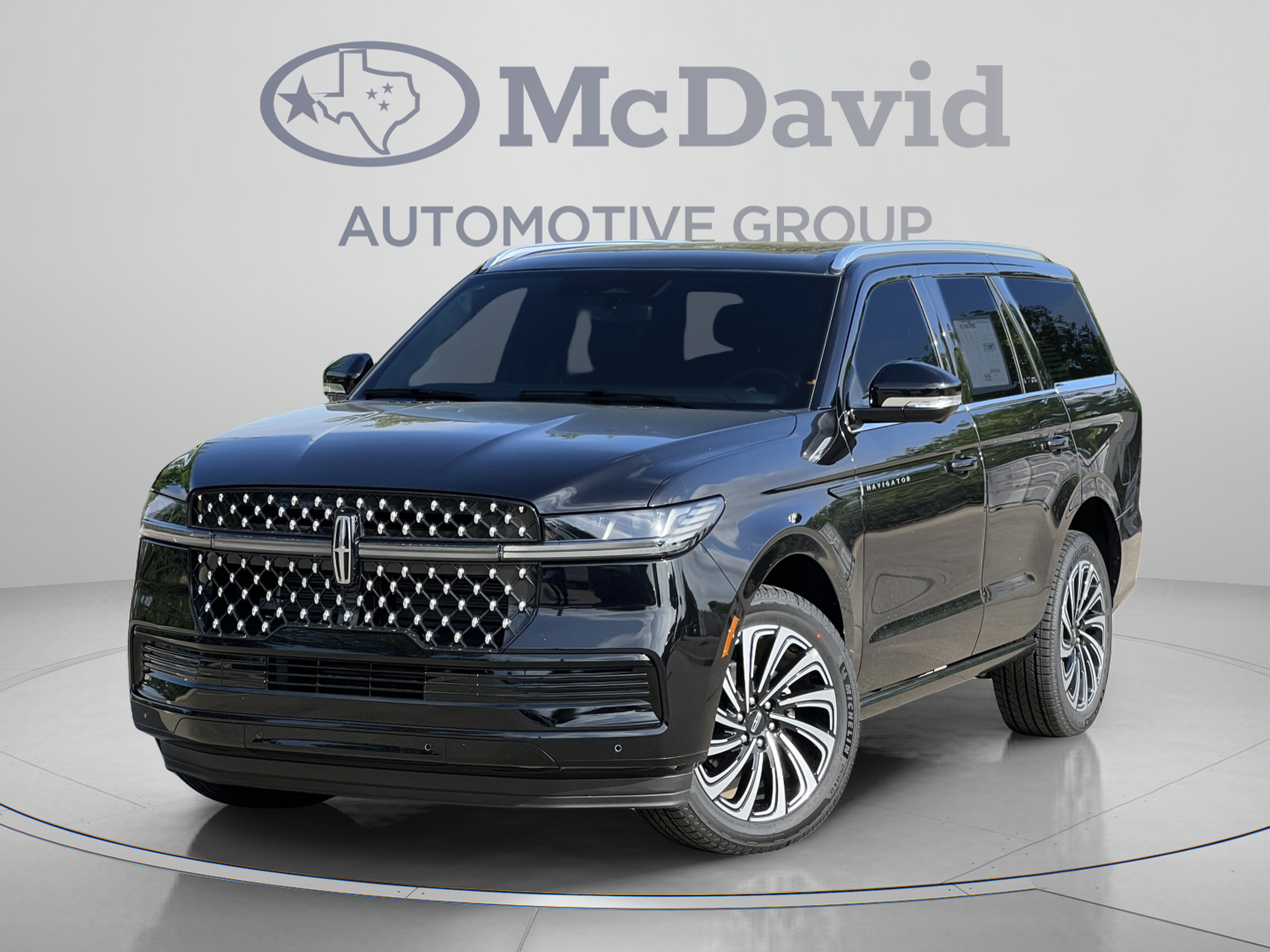 New 2026 Lincoln Navigator Black Label AWD/4WD image 2