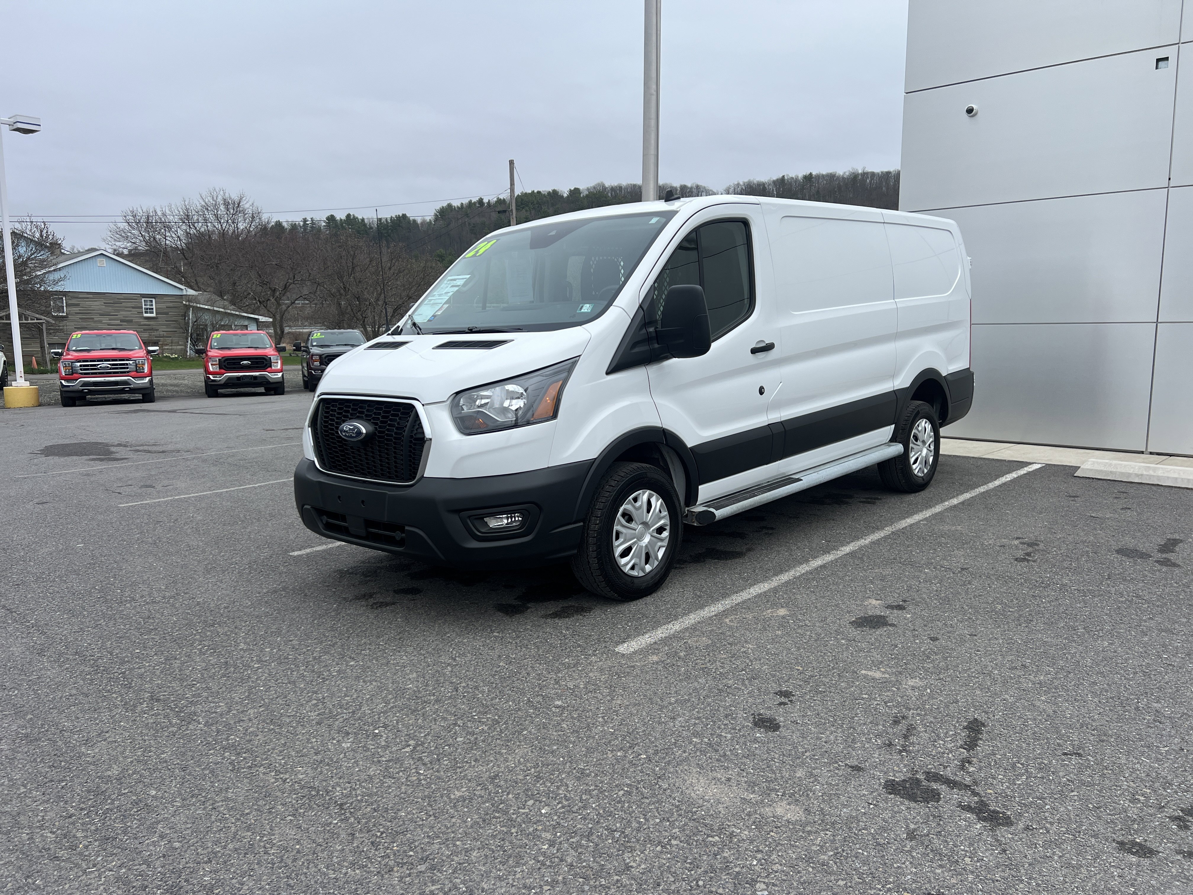 Used 2024 Ford Transit 250 Low Roof w/ Exterior Upgrade Package image 8