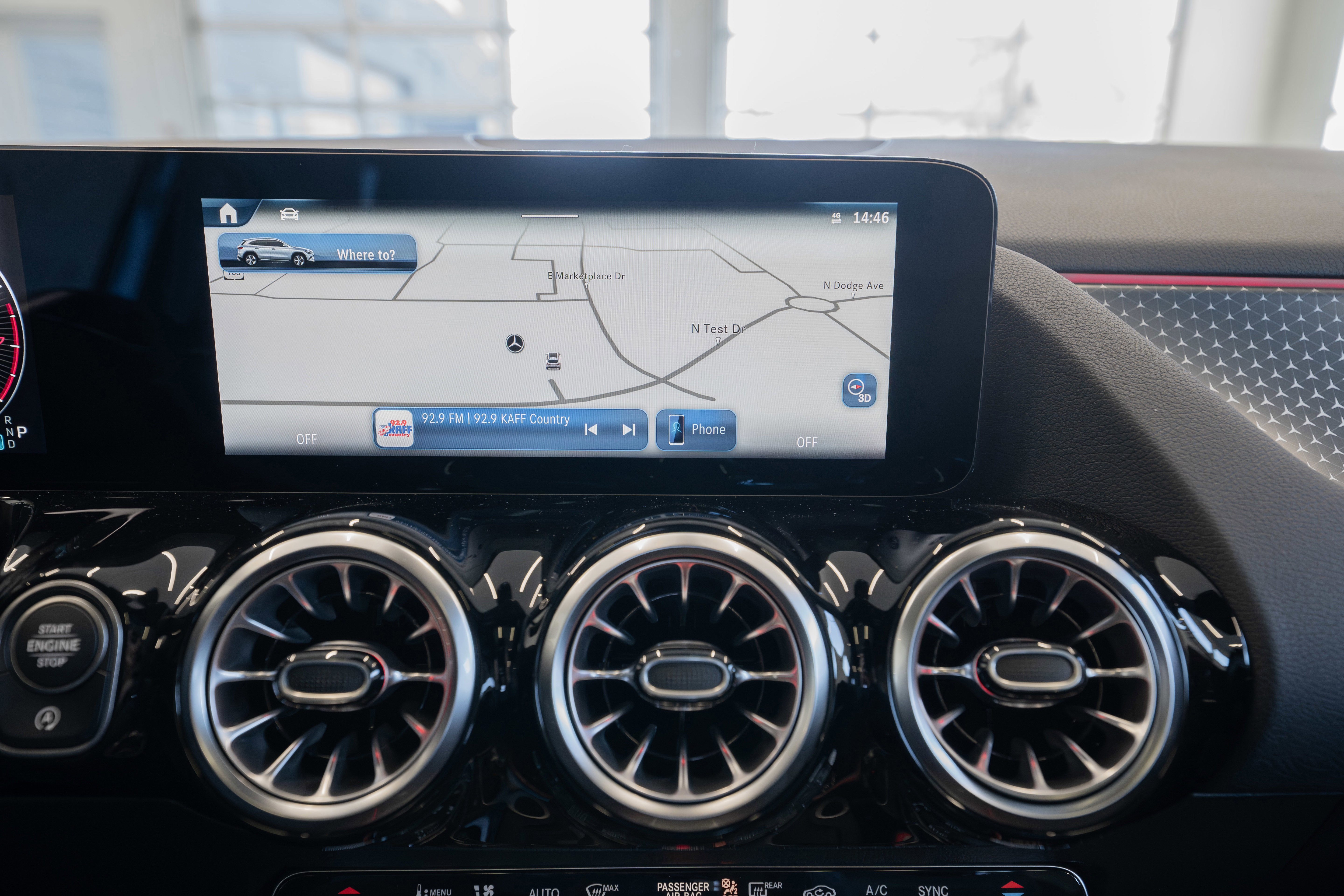 Certified 2025 Mercedes-Benz GLA 250 4MATIC image 25