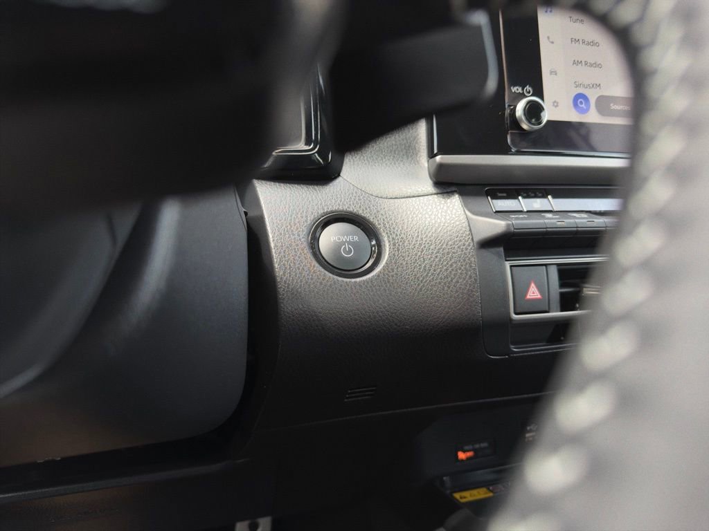 Used 2025 Toyota Camry SE w/ Convenience Package AWD/4WD image 12