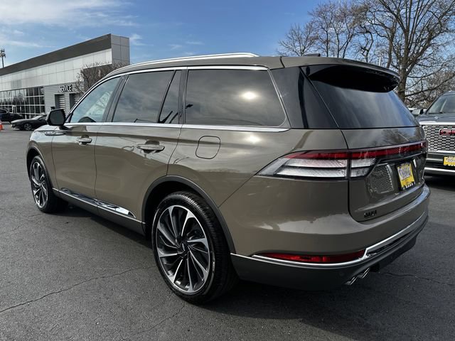 Certified 2025 Lincoln Aviator Reserve w/ Equipment Group 201A image 7