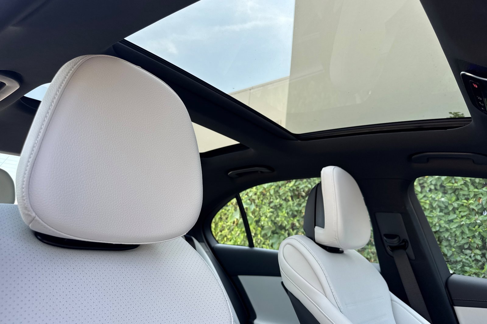 New 2025 Mercedes-Benz C 300 4MATIC Sedan image 19