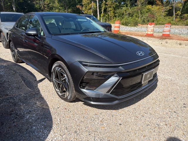 Used 2024 Hyundai Sonata SEL w/ Convenience Package
