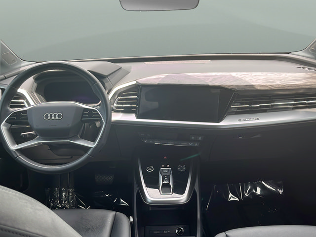 Used 2024 Audi Q4 e-tron Premium Plus w/ Premium Plus AWD/4WD image 9