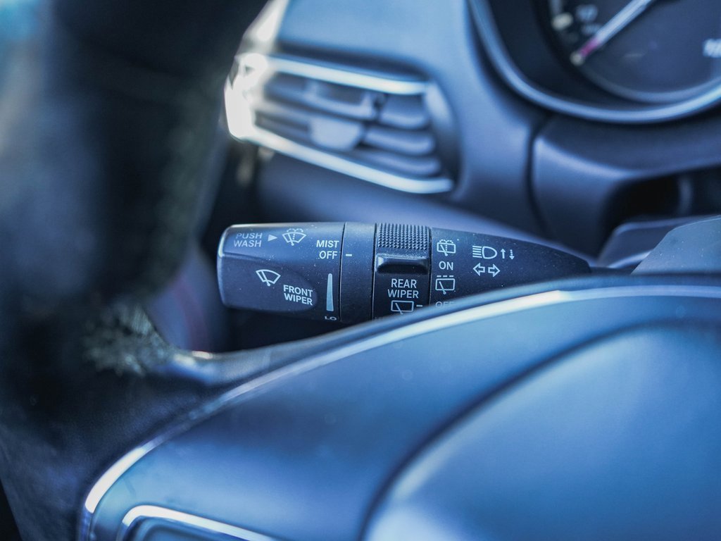 Used 2019 Maserati Levante image 21