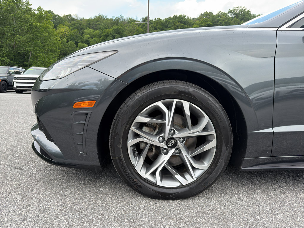 Certified 2022 Hyundai Sonata SEL FWD image 9