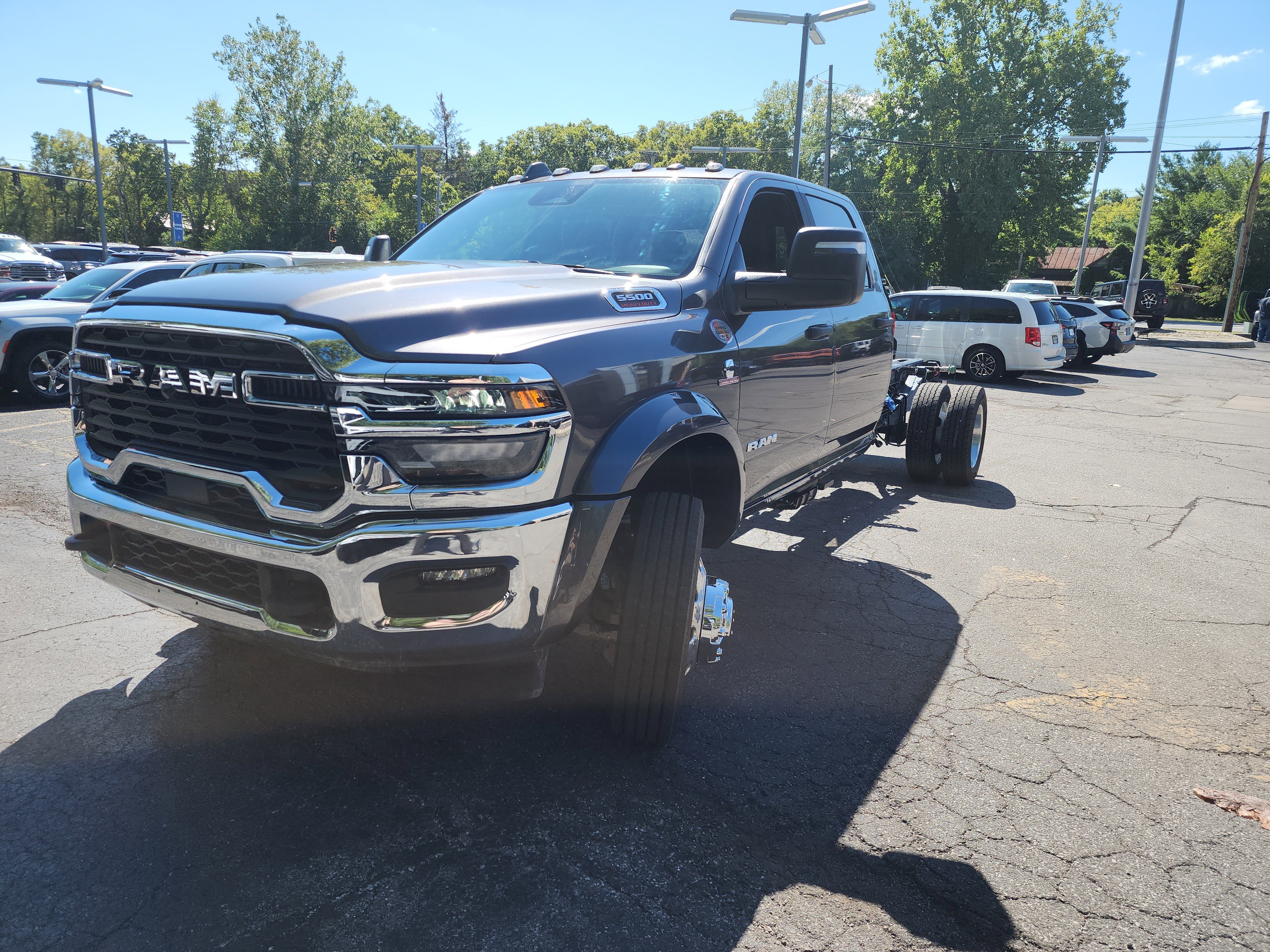 New 2026 RAM 5500 4x4 Crew Cab image 18