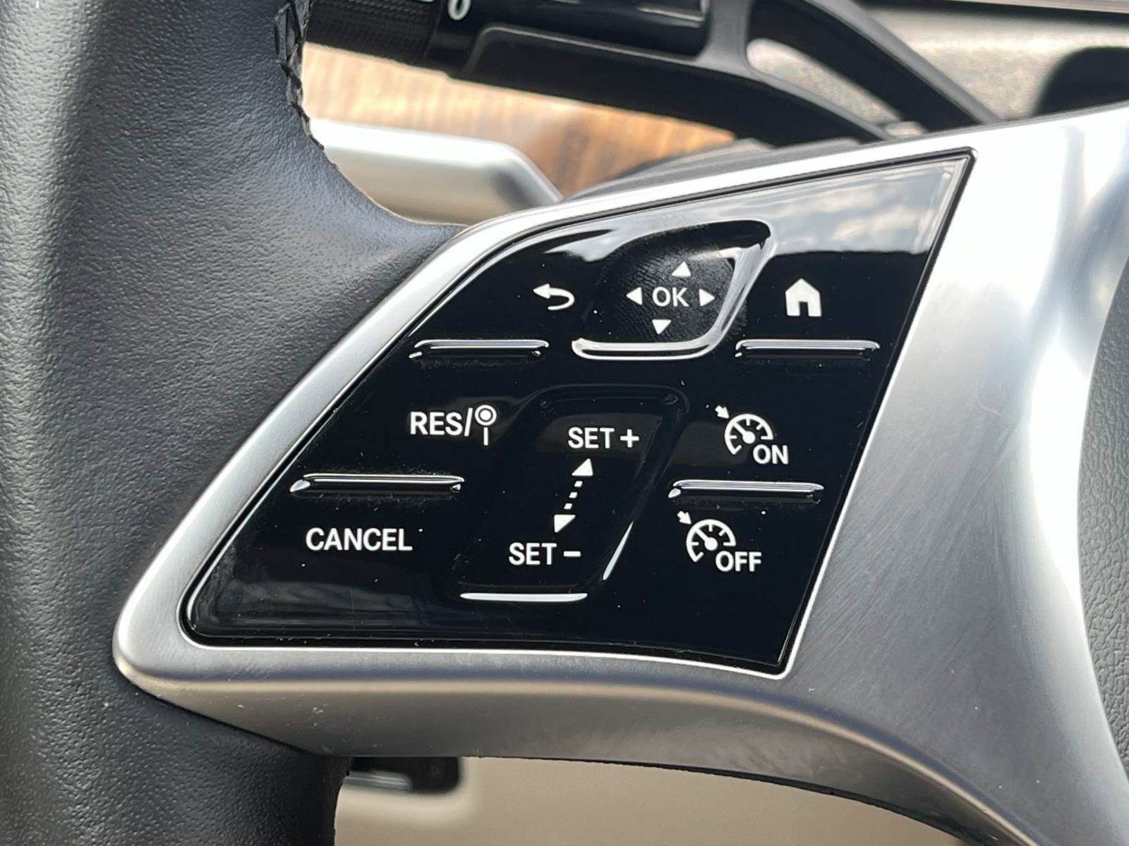 Used 2022 Mercedes-Benz C 300 Sedan image 25