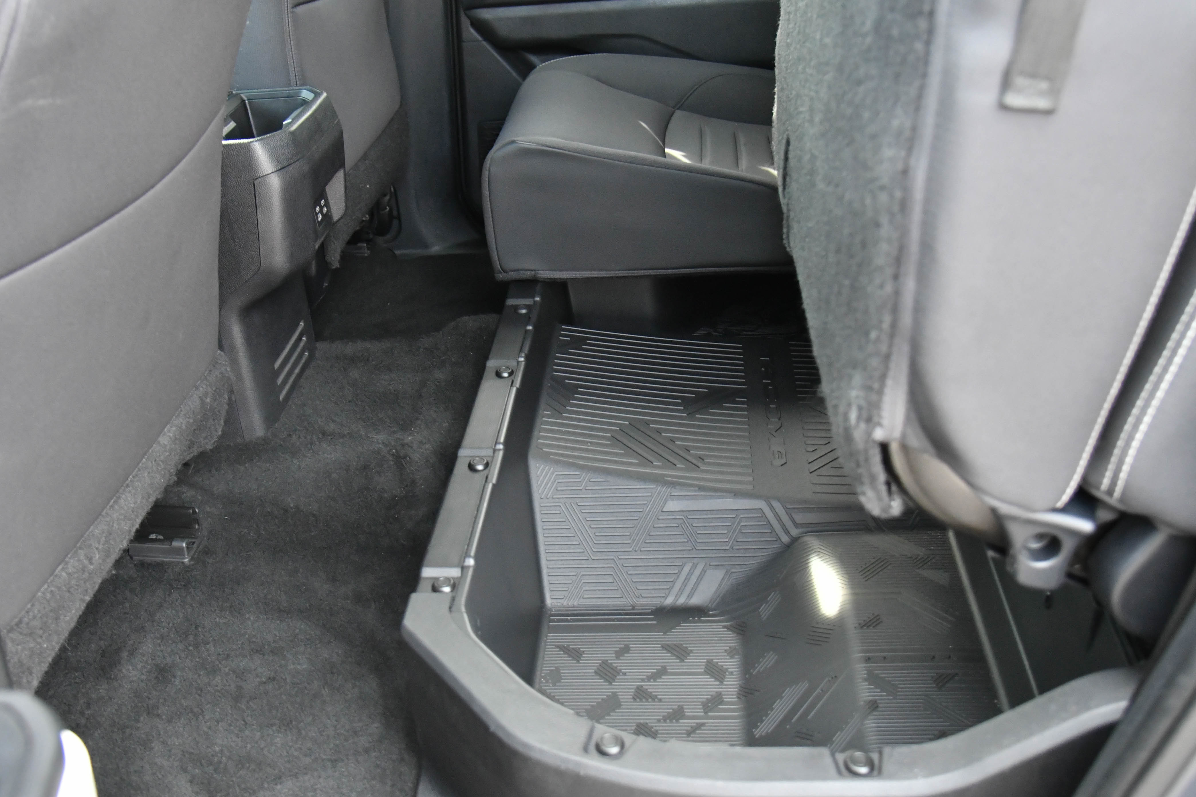 Used 2024 Toyota Tacoma TRD Sport image 38