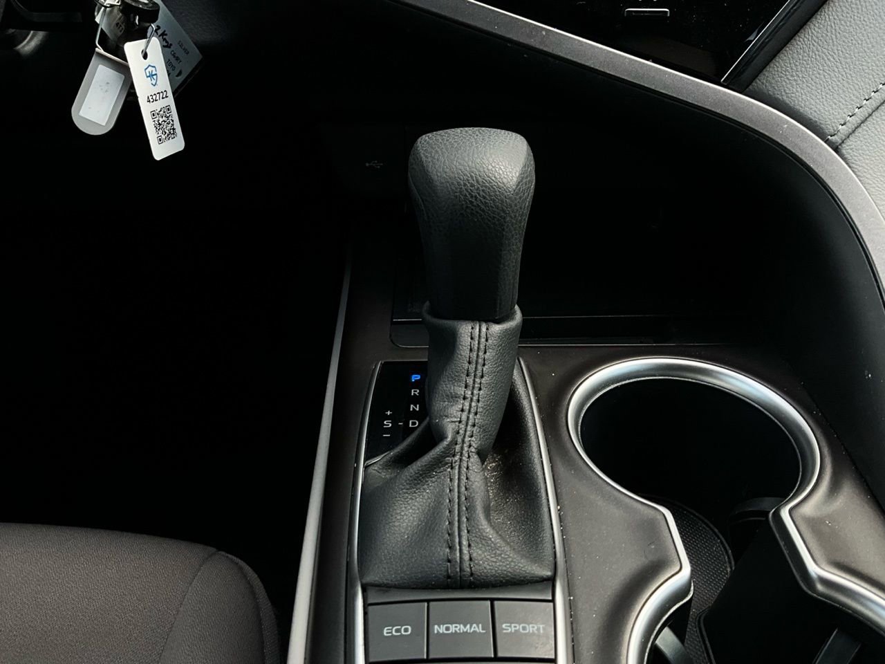 Used 2024 Toyota Camry LE image 22